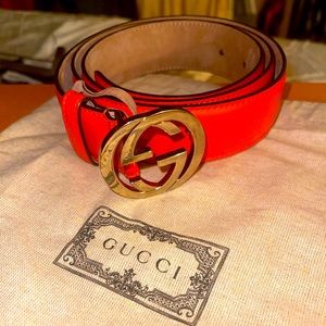 Authentic women’s Gucci belt